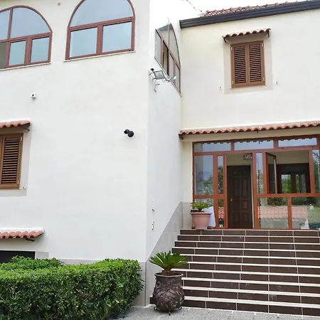 B&B Colazione Da Lolly 4*